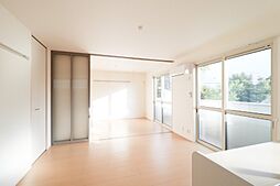 グランベルク A 2階2LDKのリビング/ダイニング