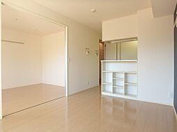 グラン・エスポワール 1階2DKのリビング/ダイニング