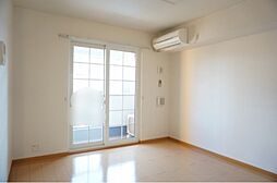 ラフィーネ C 1階1LDKのリビング/ダイニング