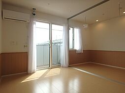 プランドール輝 A 1階1LDKのリビング/ダイニング