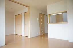 アプローズ B 2階2LDKのリビング/ダイニング