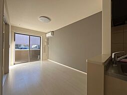 クレシェンテ 1階1LDKのリビング/ダイニング