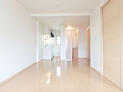 ファミール若木 2階1LDKのリビング/ダイニング