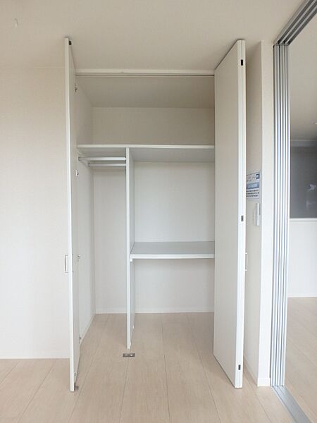 apartment 栃木県小山市城東６丁目19-19　グランオッツ1F