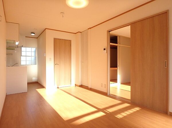 apartment 栃木県小山市城東６丁目19-19　グランオッツ1F