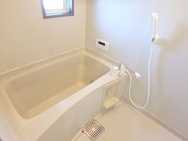 apartment 栃木県小山市城東６丁目19-19　グランオッツ1F
