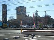 スーパーセンタートライアル間々田店 1439m