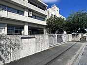 二日市東小学校まで　1500m　徒歩約19分●教育目標「確かな学力と豊かな心をもって、地域と生きるたくましい子どもの育成」