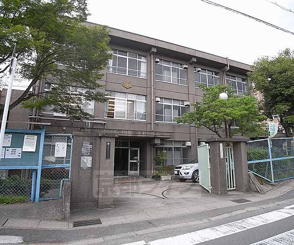 画像25:桃山小学校まで630m 活気溢れる小学校です。