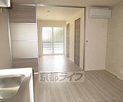 近鉄京都線 久津川駅 徒歩4分の賃貸アパート 1階1LDKのリビング/ダイニング
