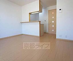 近鉄京都線 富野荘駅 徒歩11分の賃貸アパート 2階1LDKのリビング/ダイニング