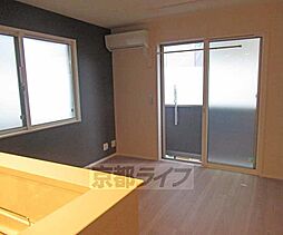 近鉄京都線 久津川駅 徒歩7分の賃貸アパート 1階1LDKのリビング/ダイニング