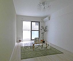 ジョイフル丹波橋 3階1Kのリビング/ダイニング