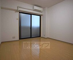 レクサス深草1号館（ベルヴィ56） 1階1Kのリビング/ダイニング