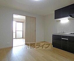 プリエ深草 4階1LDKのリビング/ダイニング