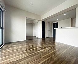 近鉄京都線 上鳥羽口駅 徒歩7分の賃貸マンション 8階3LDKのリビング/ダイニング