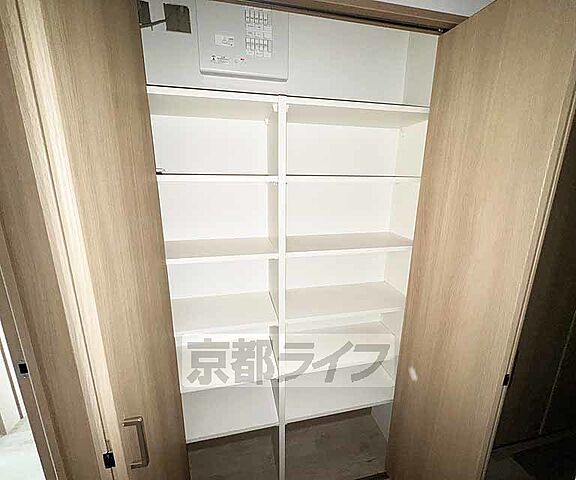 収納