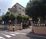 京都市立双ケ丘中学校まで917m ＪＲ花園駅から北東の方角へ5分ほど歩いた場所になります。