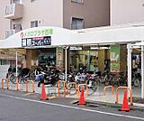 業務スーパー西陣店まで162m 人気エリア西陣にあるコスパのいいスーパーです 学生さんにも優しい