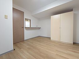 都営新宿線 市ヶ谷駅 徒歩7分の賃貸マンション 5階ワンルームのリビング/ダイニング