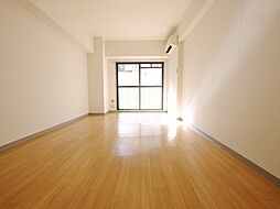 東京メトロ丸ノ内線 新宿御苑前駅 徒歩7分の賃貸マンション 2階ワンルームのリビング/ダイニング