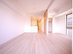 東京メトロ丸ノ内線 四谷三丁目駅 徒歩3分の賃貸マンション 2階1LDKのリビング/ダイニング