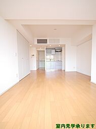 東京メトロ丸ノ内線 四谷三丁目駅 徒歩4分の賃貸マンション 9階ワンルームのリビング/ダイニング