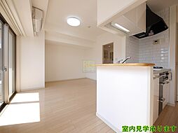 東京メトロ丸ノ内線 新宿御苑前駅 徒歩5分の賃貸マンション 9階ワンルームのリビング/ダイニング