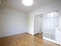 東京メトロ丸ノ内線 四谷三丁目駅 徒歩6分の賃貸マンション 2階1Kのリビング/ダイニング