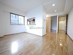 東京メトロ丸ノ内線 四谷三丁目駅 徒歩8分の賃貸マンション 3階1LDKのリビング/ダイニング