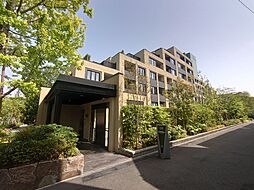 都営大江戸線 牛込柳町駅 徒歩10分