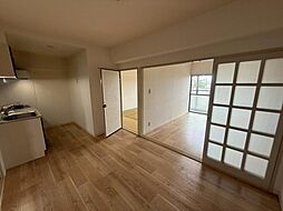 メゾン富士見台 404 4階3LDKのリビング/ダイニング