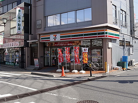 セブンイレブン佐倉志津駅前店190m徒歩3分