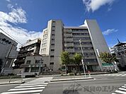 医療法人行岡医学研究会行岡病院 徒歩28分。 2200m