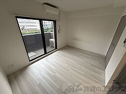 プライマル新大阪 5階1Kのリビング/ダイニング