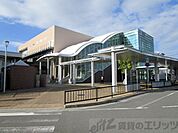 岸辺駅 徒歩15分。 1190m