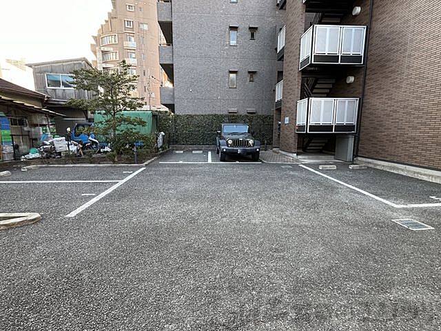 26 / 35