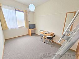 レオパレスパレス三島 202 2階1Kのリビング/ダイニング