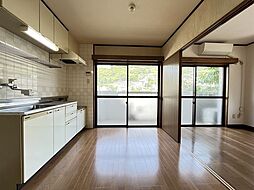 レジョンドール東小島 2階2DKのリビング/ダイニング