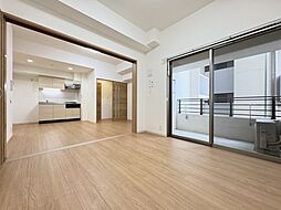 ファーストラック出来大工町 6階1LDKのリビング/ダイニング