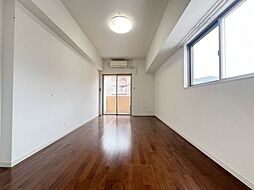 リッチモンドプライムマンション 9階1LDKのリビング/ダイニング