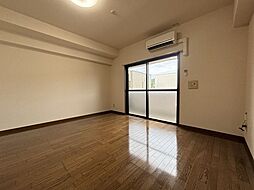 グレースコート大橋 5階1Kのリビング/ダイニング