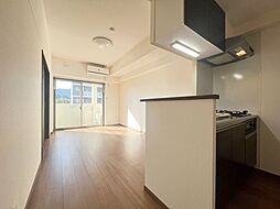 アベイユ花丘 4階1LDKのリビング/ダイニング