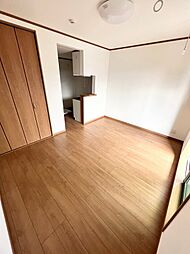 ル・グラン・ソレイユ5 201 2階1Kのリビング/ダイニング