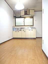 メゾン・サンフラット 1階2DKのリビング/ダイニング