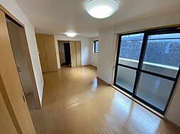 ベルジュ・シュシュ 202 2階1LDKのリビング/ダイニング