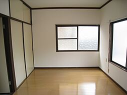 中山桑田貸家 1階3DKのリビング/ダイニング