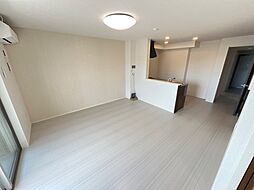 アデランテみくまり 201 2階3LDKのリビング/ダイニング