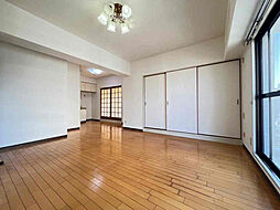 ヴェルシャトー府中 802 8階4LDKのリビング/ダイニング