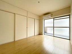 中本ビル 401 4階2LDKのリビング/ダイニング